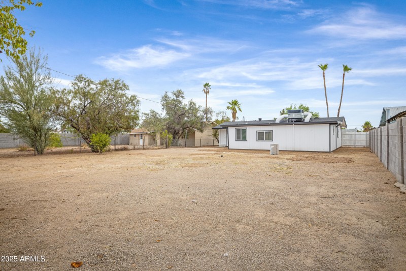 8006 E 4th Ave-29