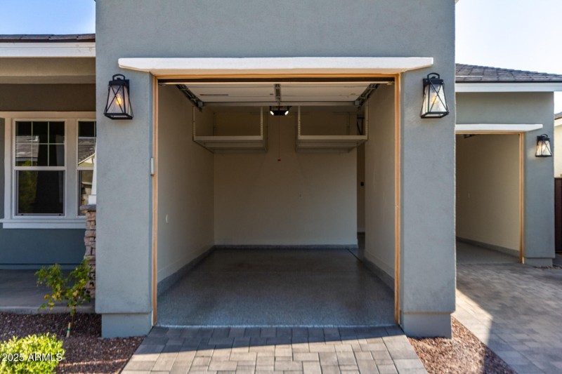 Garage 1