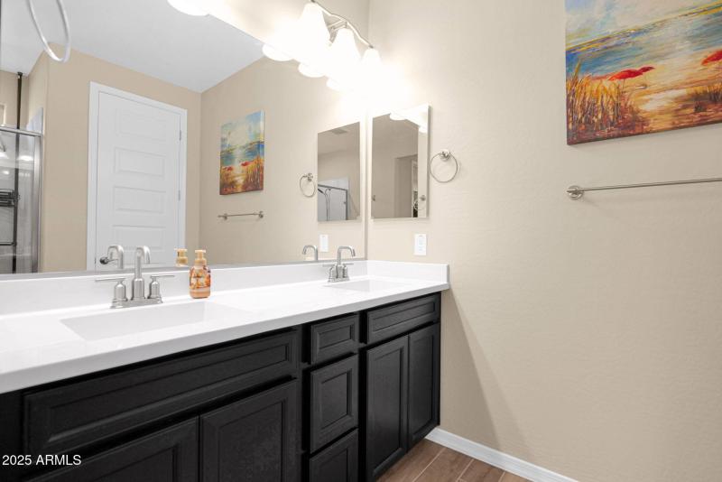 29-web-or-mls-P1279955