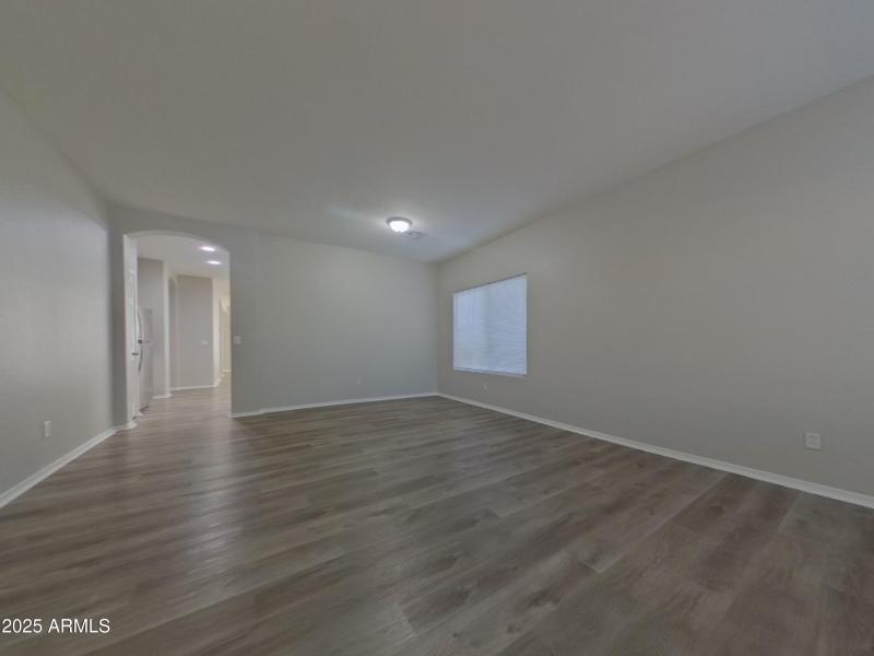 1_pc_T92SjD5qj7_aBfNE1XKhV_layout_1