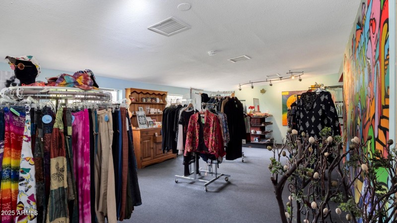 16-web-or-mls-Qp-1006461 (1)