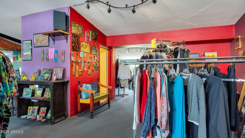 11-web-or-mls-Qp-1006443