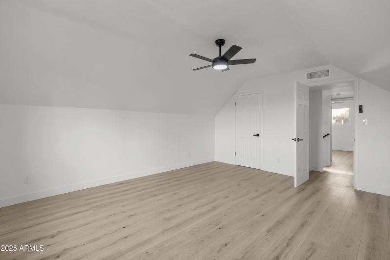 4112_S_Grandview_Ave24