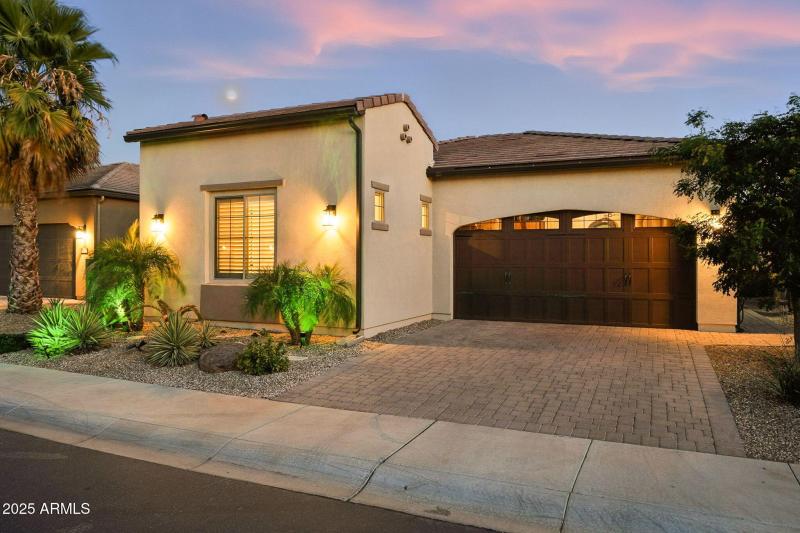 829 E Snowy Farm Dr.