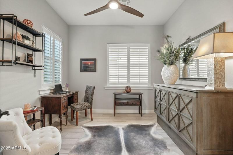 Home Office/Versatile Space