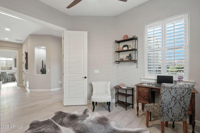 Home Office/Versatile Space