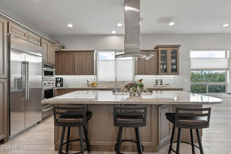 829 E Snowy Farm Dr.