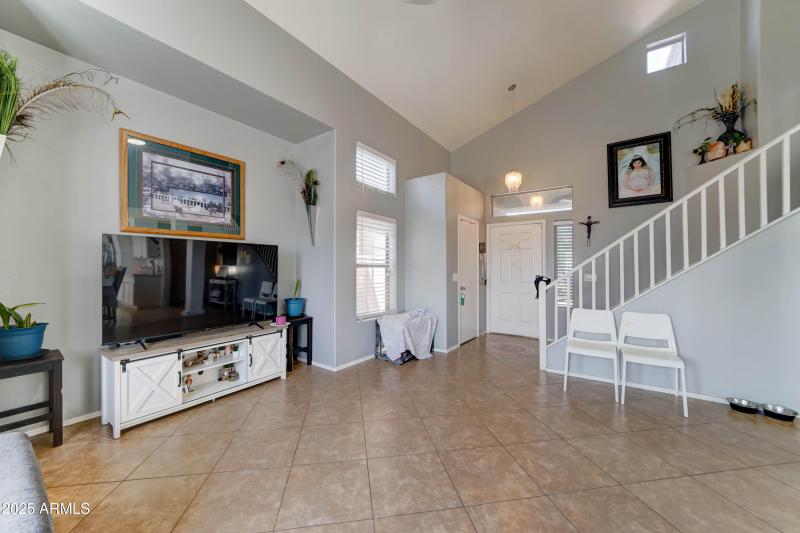 5509 S. 51st Dr.-11