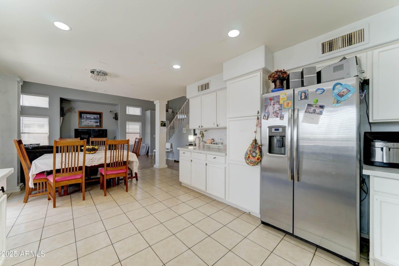 5509 S. 51st Dr.-8