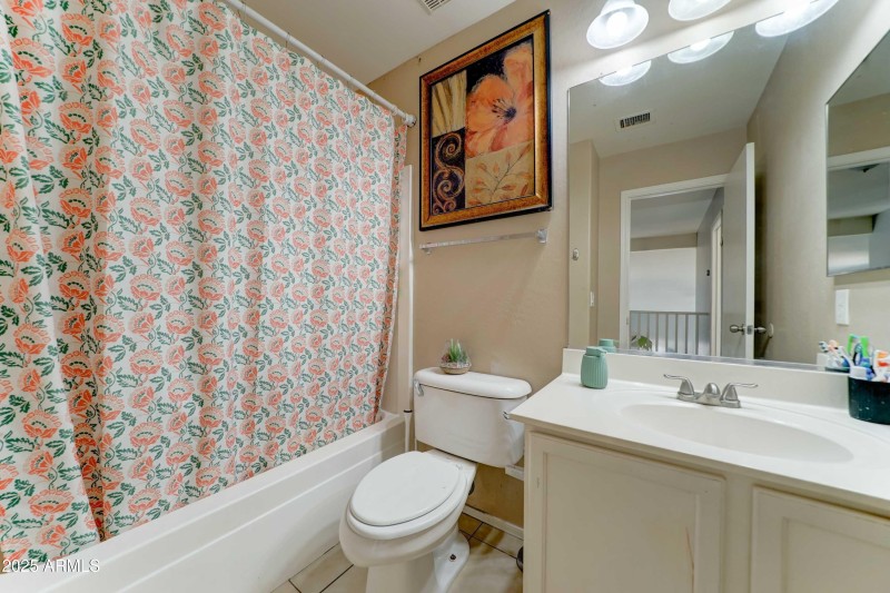 5509 S. 51st Dr.-24