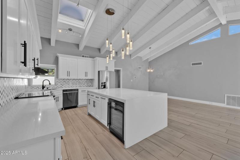 Kitchen with Large Island