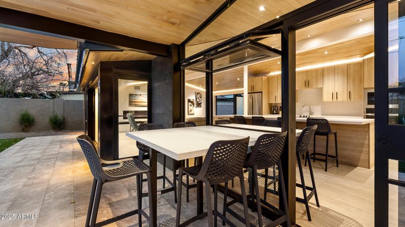 Modern-Old-Town-Scottsdale-1-34