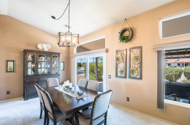 1542 E Palm Beach Dr-10