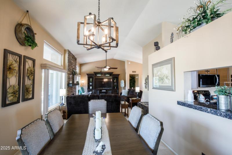 1542 E Palm Beach Dr-13