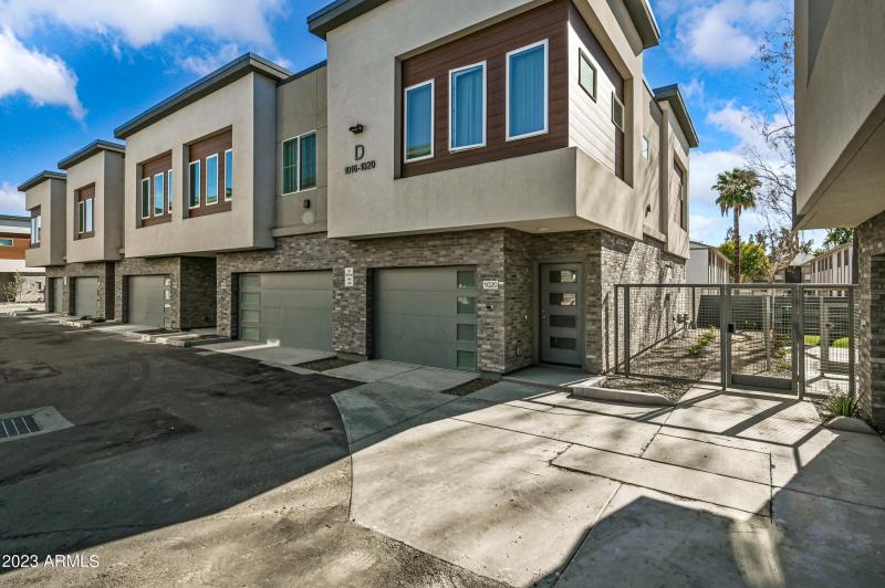 6-1027W5S-TFA-Community-ocupix