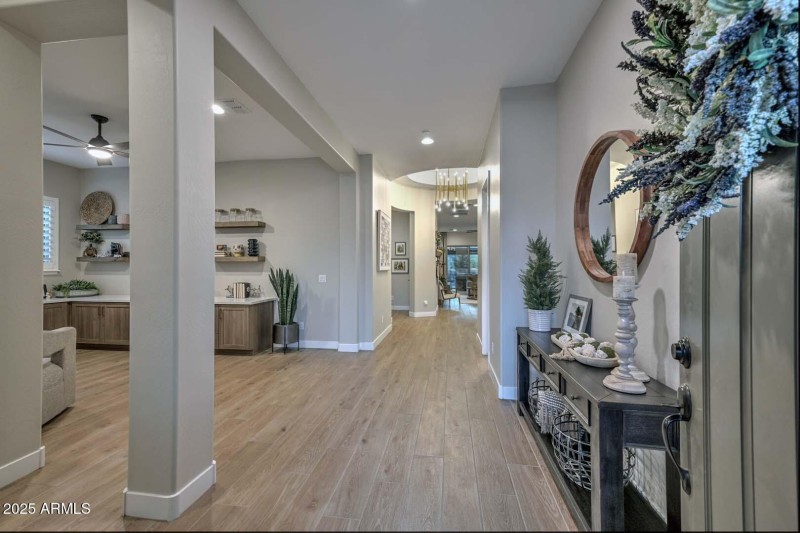 Night-Foyer