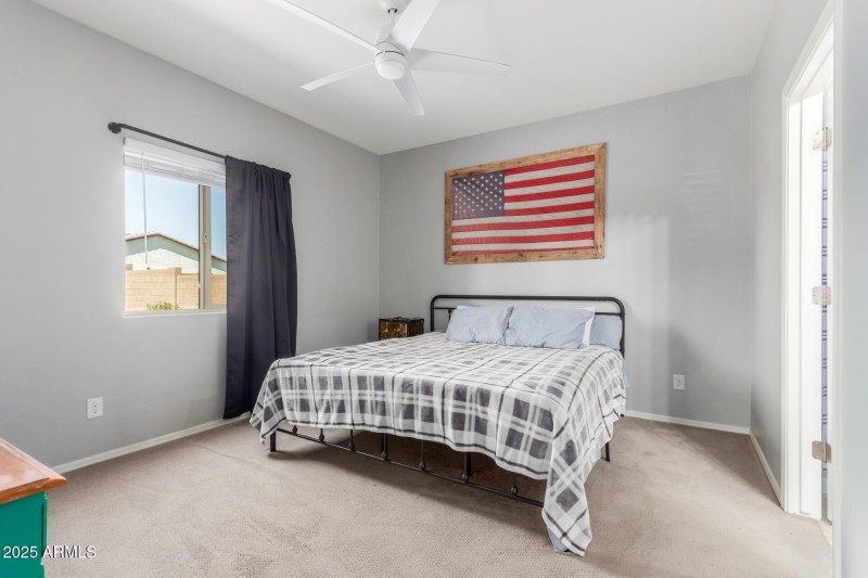 334 W KONA DR