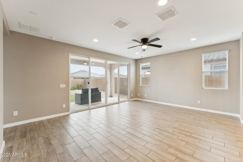010-living-room