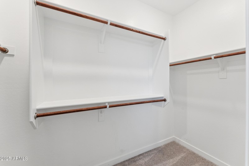 016-primary-closet