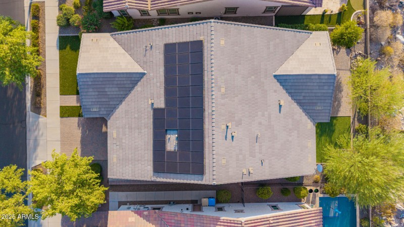 14-Hillcrest Drone