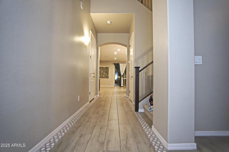 1954 E GERONIMO Street