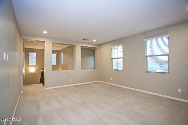 1954 E GERONIMO Street