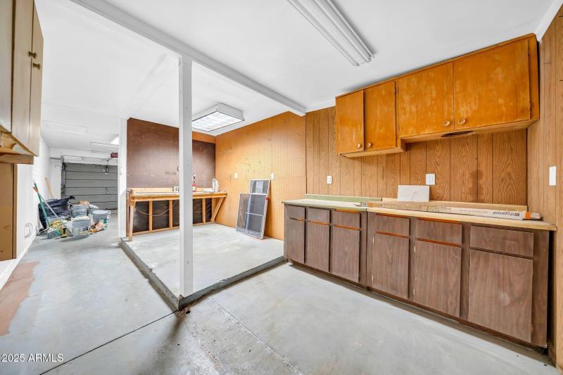 1214 E Butler Dr-30