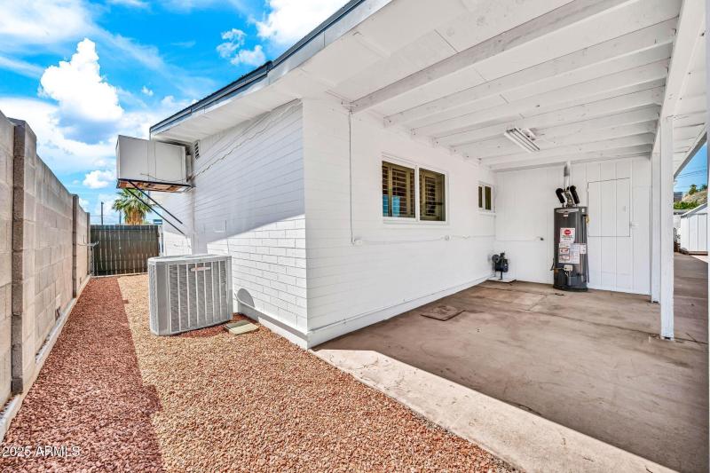 1214 E Butler Dr-39
