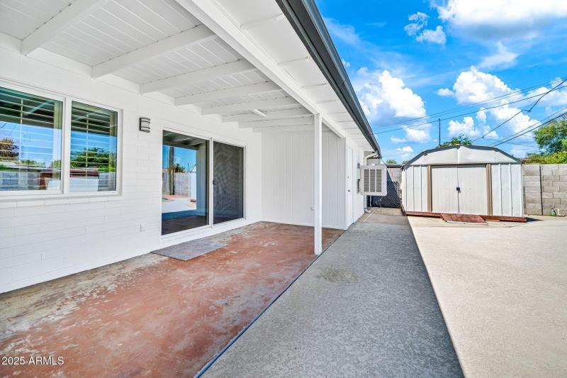 1214 E Butler Dr-44