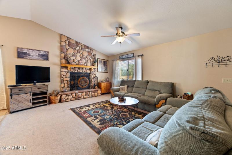 2086PinewoodDr-HeberOvergaard-AZ-7