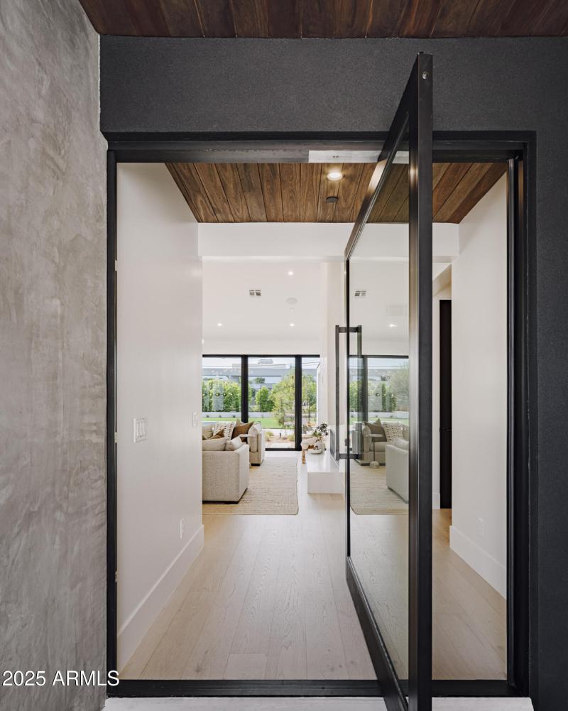 JR26 DesignTANK RTB 45th - 9103-RE-WEB