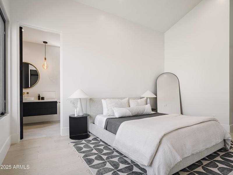 JR26 DesignTANK RTB 45th - 9106-RE-WEB