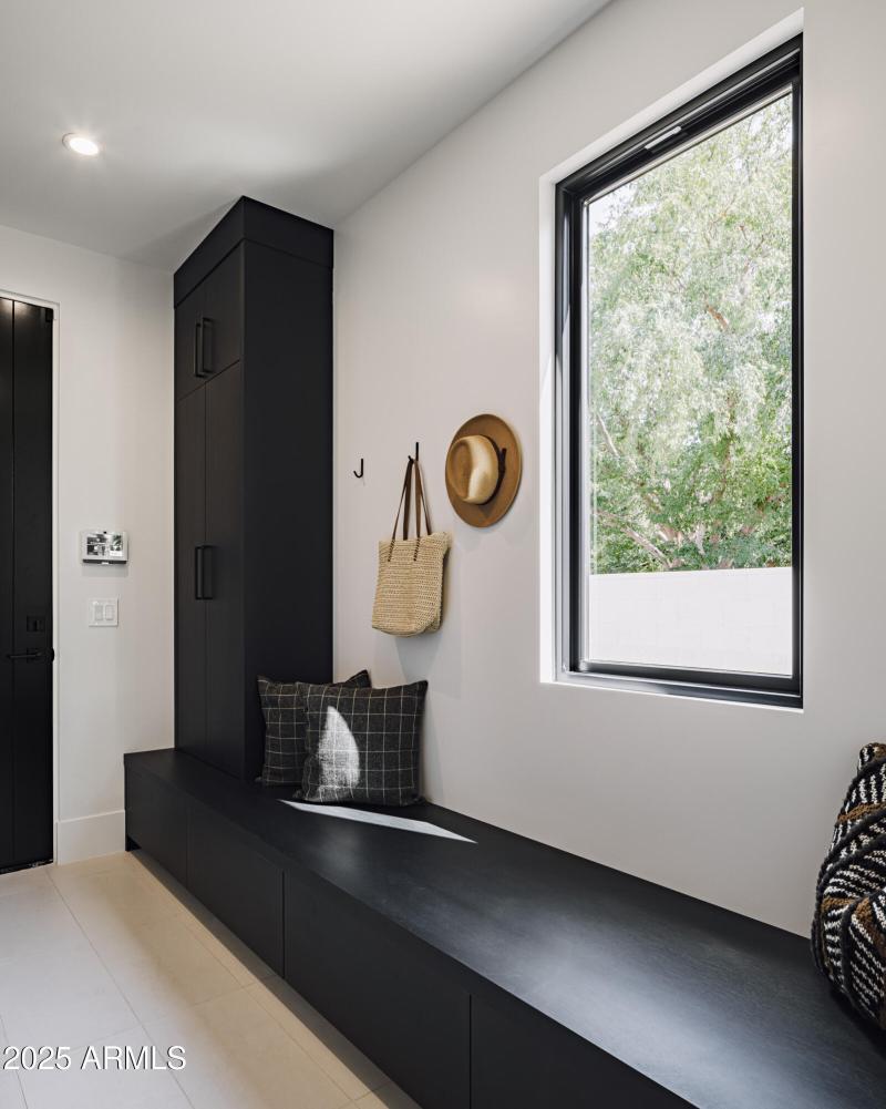 JR26 DesignTANK RTB 45th - 9130-RE-WEB