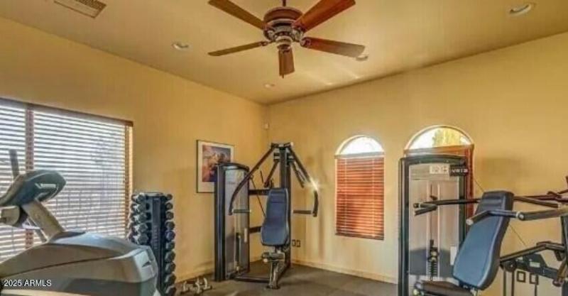 Clubhouse workout