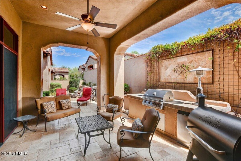 03-Outdoor Living