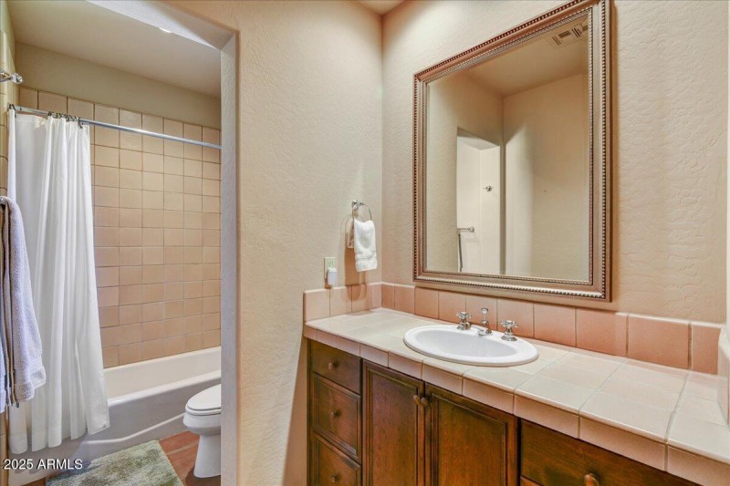 31-Bathroom