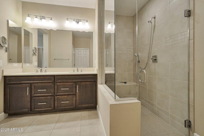 5-web-or-mls-QP - 8388