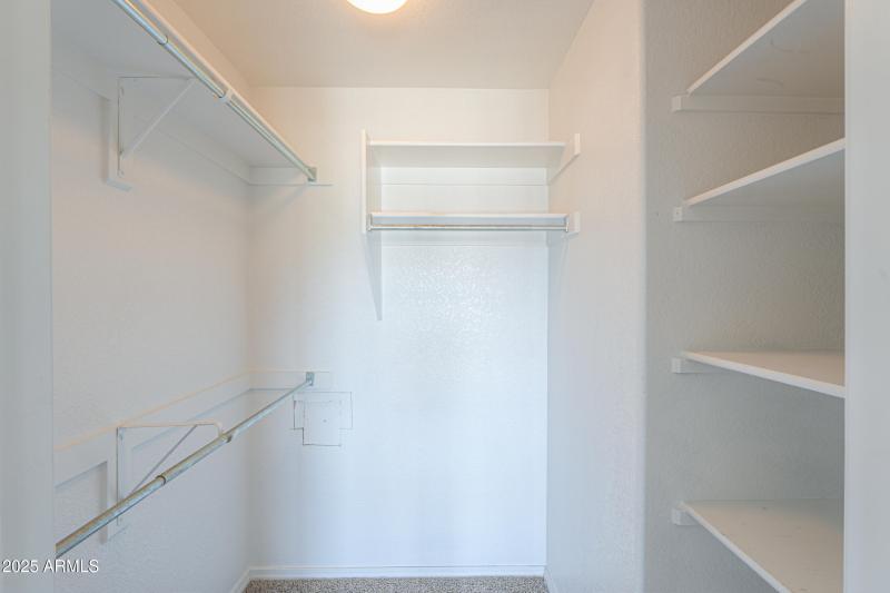 9820 N CENTRAL Avenue, 212