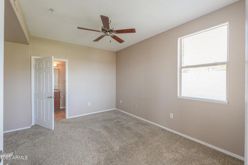 9820 N CENTRAL Avenue, 212