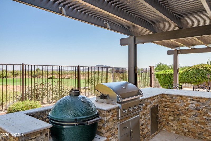 Outdoor Chef's Kitchen