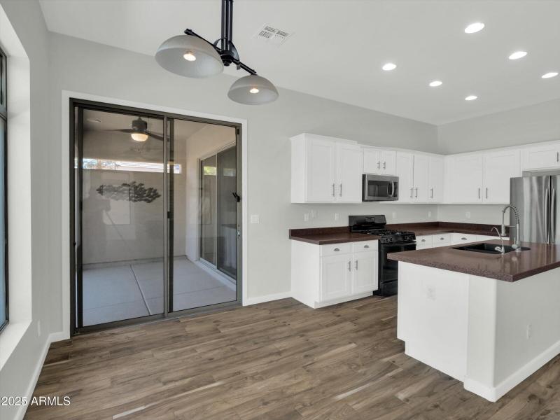 23-3906 E Carson Road-23