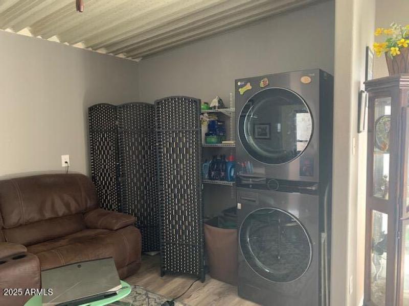 bonus room 5 laundry area