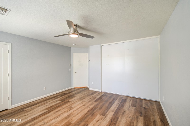 Bedroom 4-pic 2