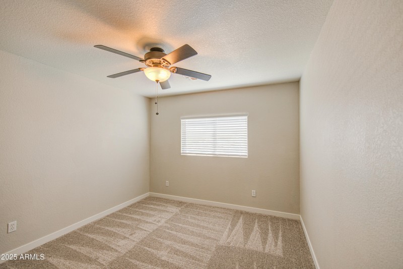 Bedroom 5-pic 1