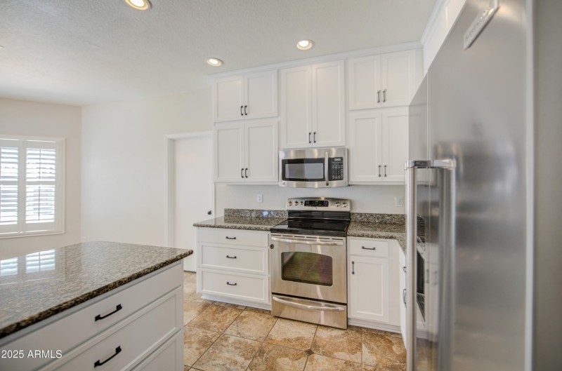 Kitchen 7
