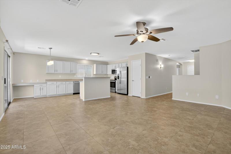 16_025_042_a4m_smcqn