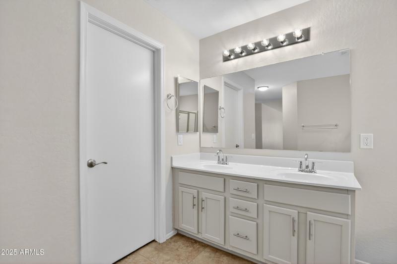 29_034_068_a4m_smcqn