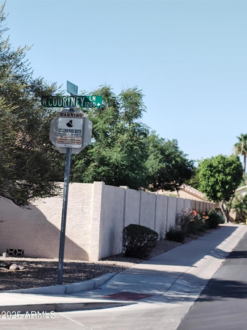 Corner Lot - West Side