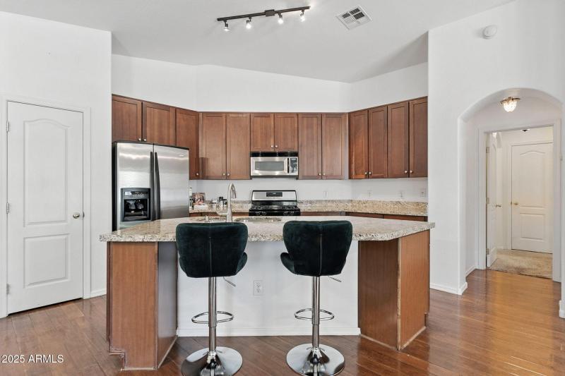 9-web-or-mls-171st-9