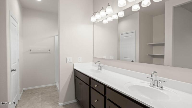 Mockingbird-Estrella Vista - 3530 - 3730